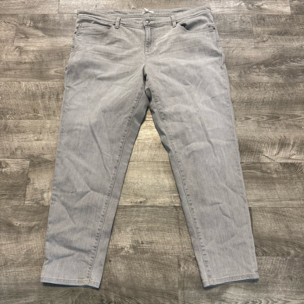 Eileen Fisher Women’s Sz. 16 High Rise Gray Wash Straight Leg Jean